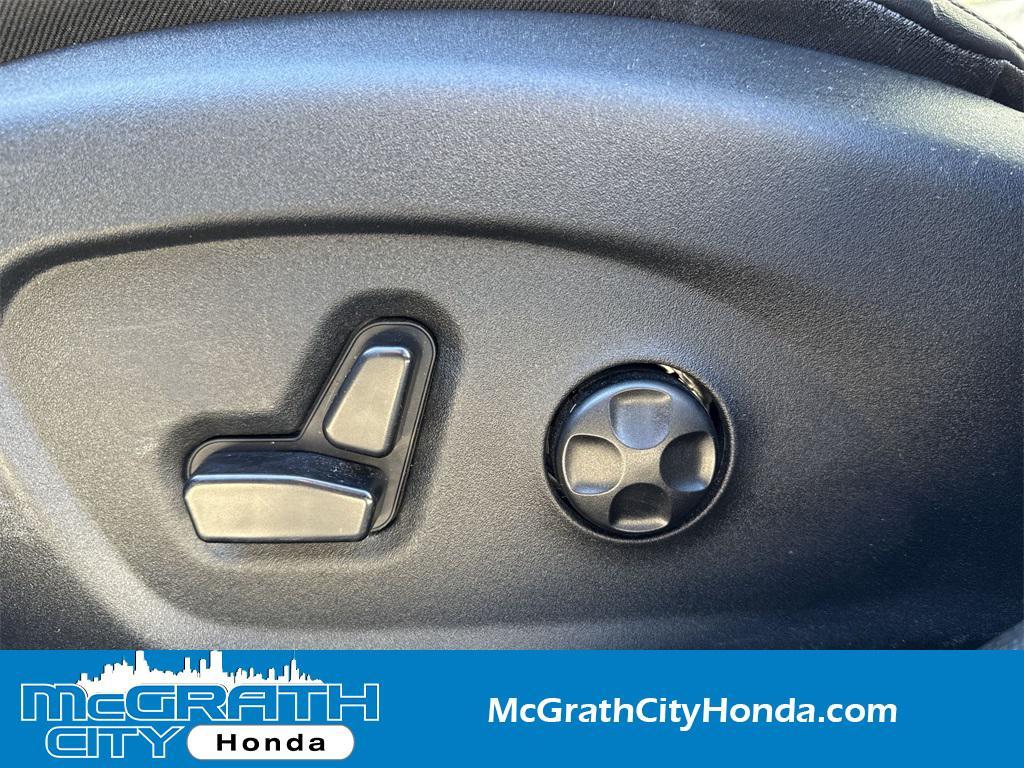 used 2015 Chrysler 200 car, priced at $9,448