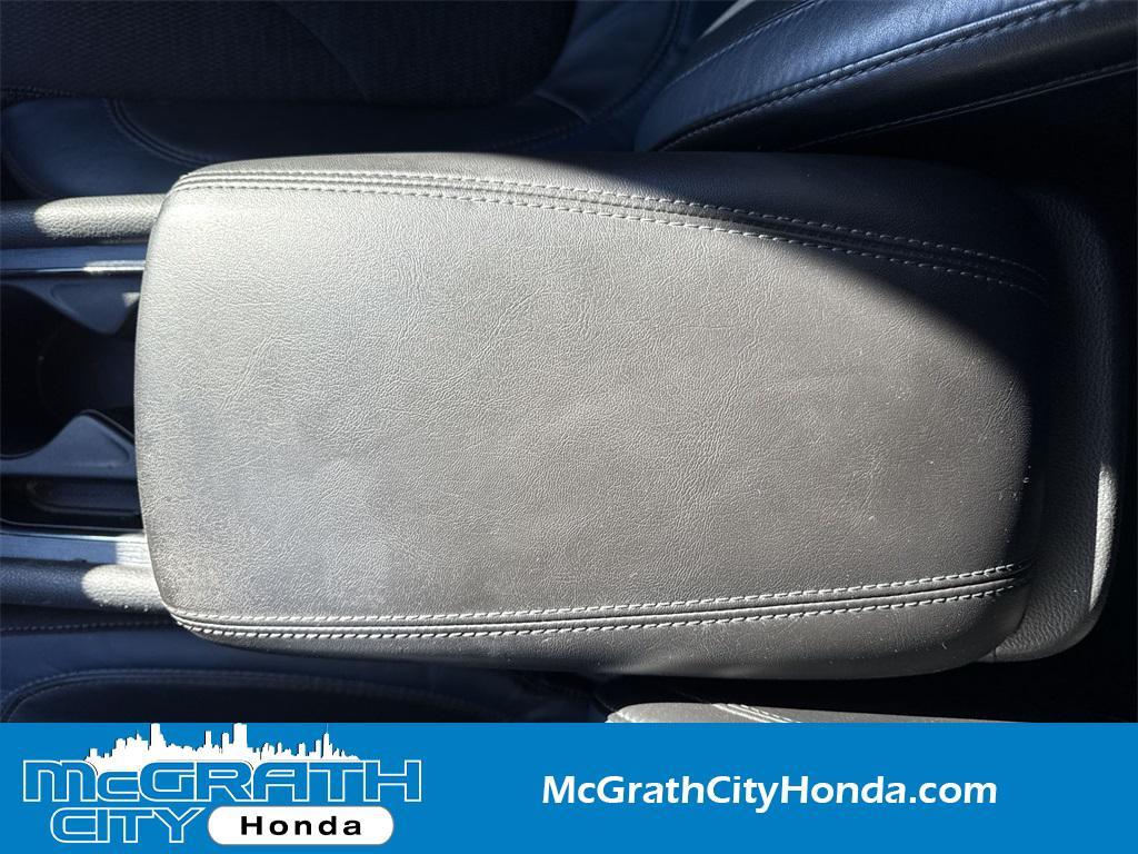 used 2015 Chrysler 200 car, priced at $9,448