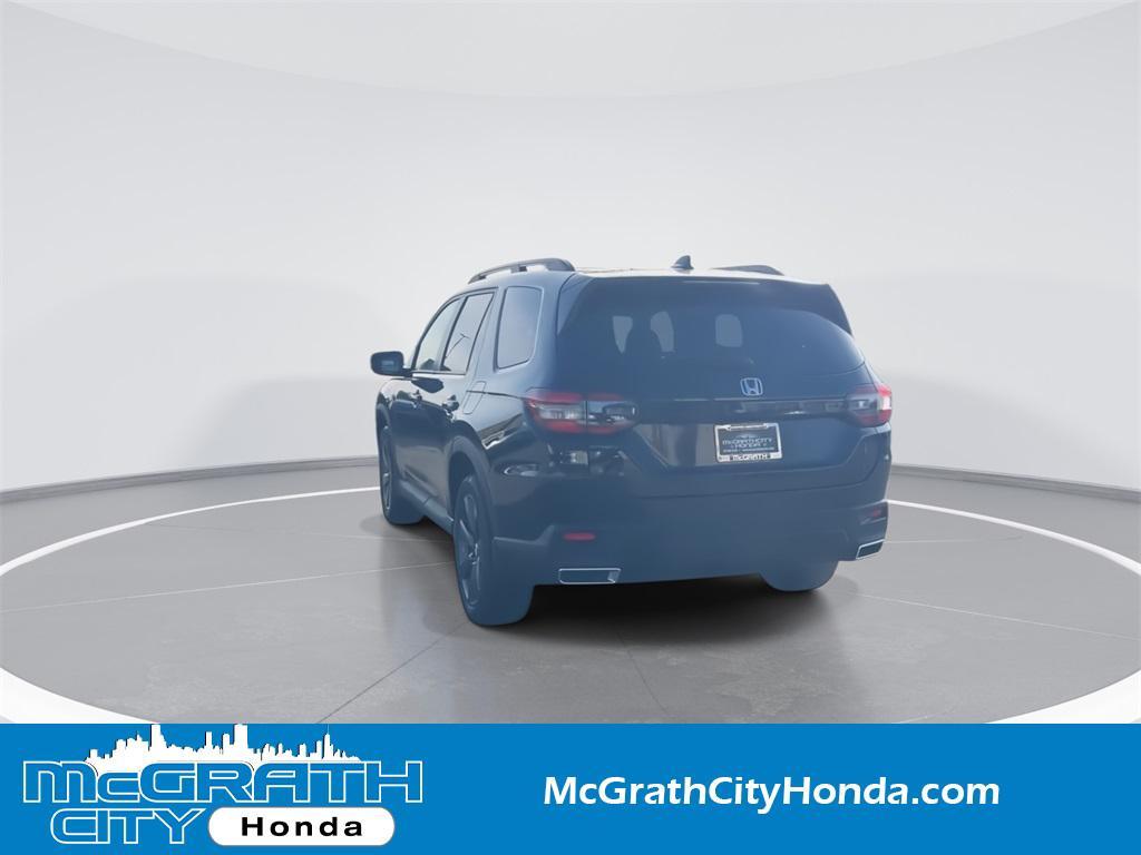 new 2025 Honda Pilot car, priced at $42,795