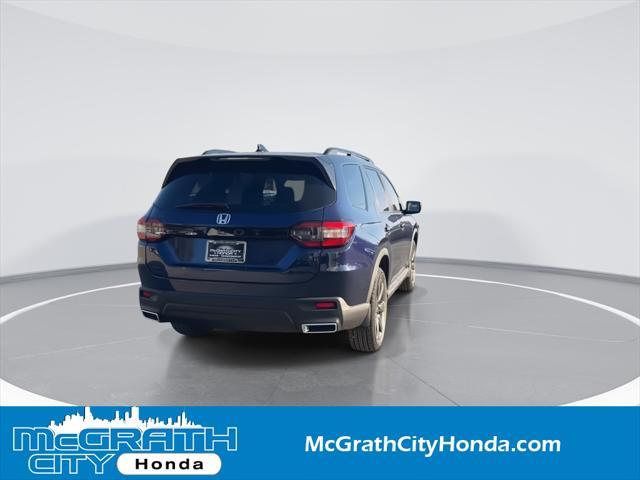 new 2025 Honda Pilot car, priced at $42,750