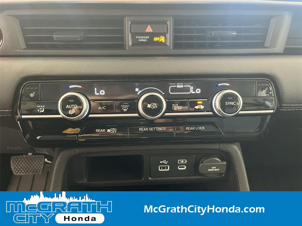 new 2025 Honda Pilot car, priced at $50,095