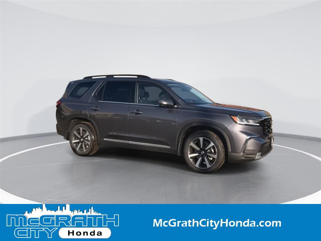 new 2025 Honda Pilot car, priced at $50,095