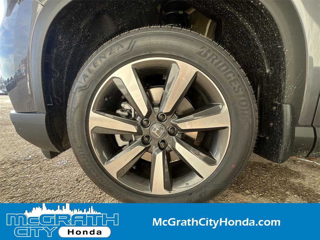 new 2025 Honda Pilot car, priced at $50,095