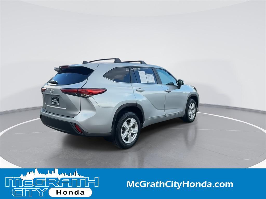 used 2023 Toyota Highlander car, priced at $29,562