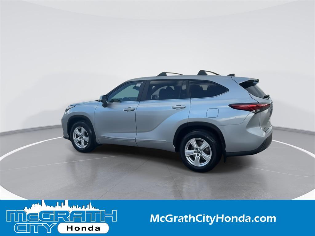 used 2023 Toyota Highlander car, priced at $29,562