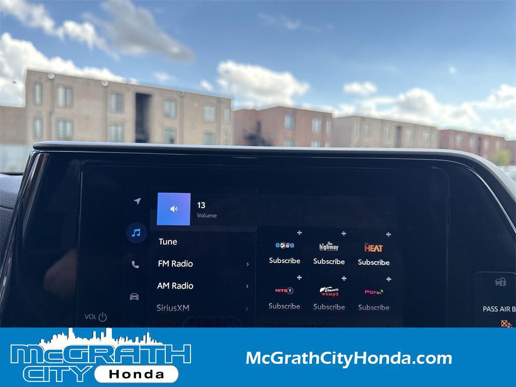 used 2023 Toyota Highlander car, priced at $29,562