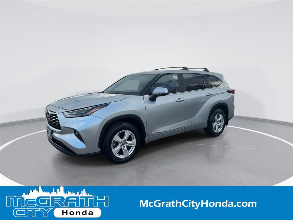 used 2023 Toyota Highlander car, priced at $29,562
