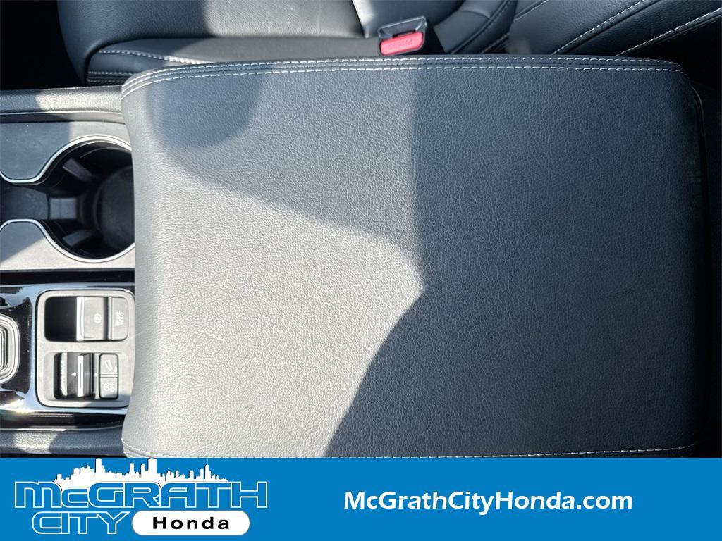 new 2025 Honda Pilot car, priced at $43,315