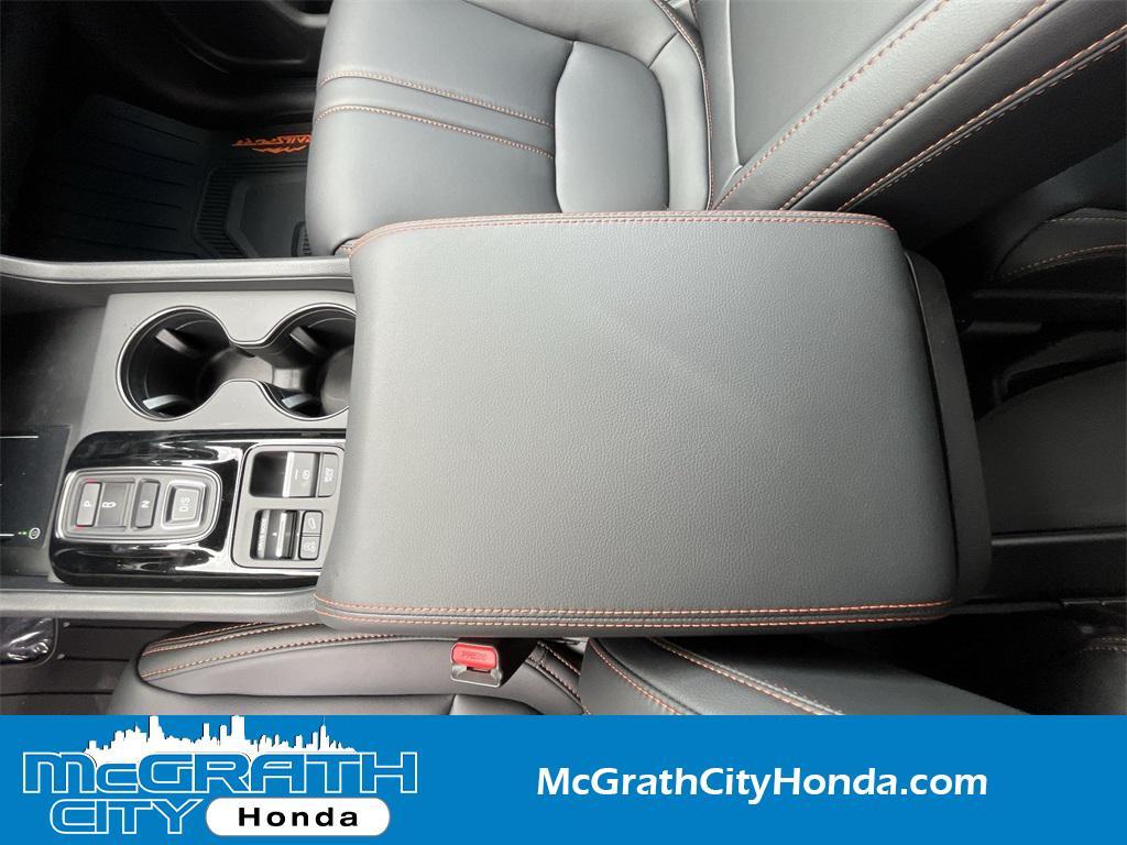 new 2025 Honda Pilot car, priced at $48,147
