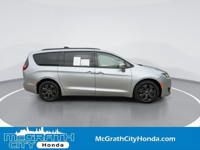 used 2020 Chrysler Pacifica Hybrid car, priced at $18,552