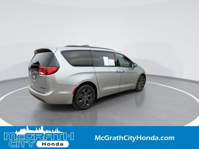 used 2020 Chrysler Pacifica Hybrid car, priced at $18,552