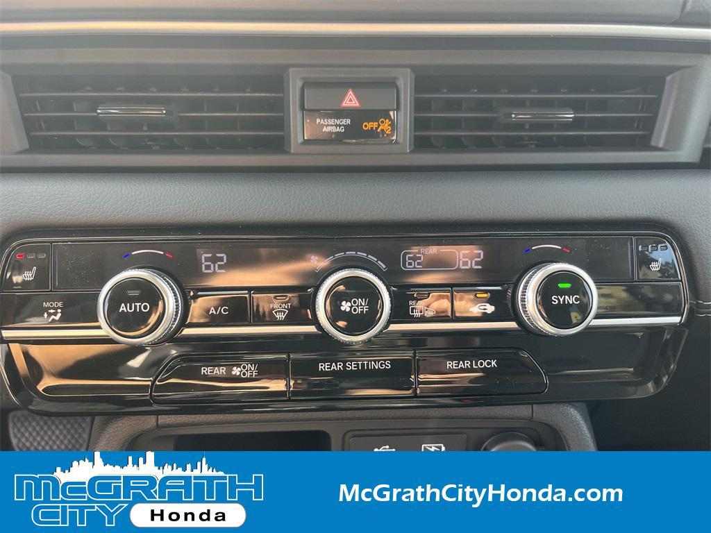 new 2025 Honda Pilot car, priced at $49,713