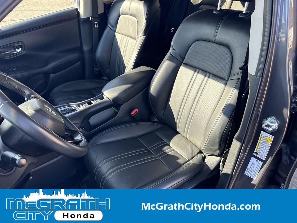 used 2025 Honda HR-V car, priced at $28,499
