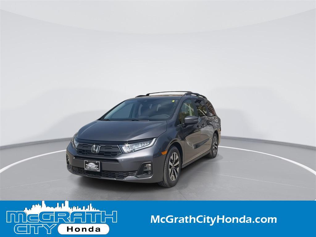 new 2026 Honda Odyssey car, priced at $42,038