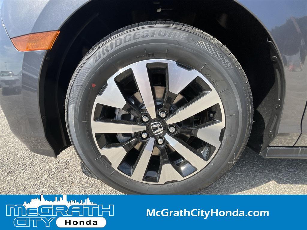 new 2026 Honda Odyssey car, priced at $42,038