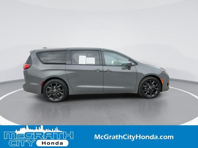 used 2020 Chrysler Pacifica car, priced at $18,540