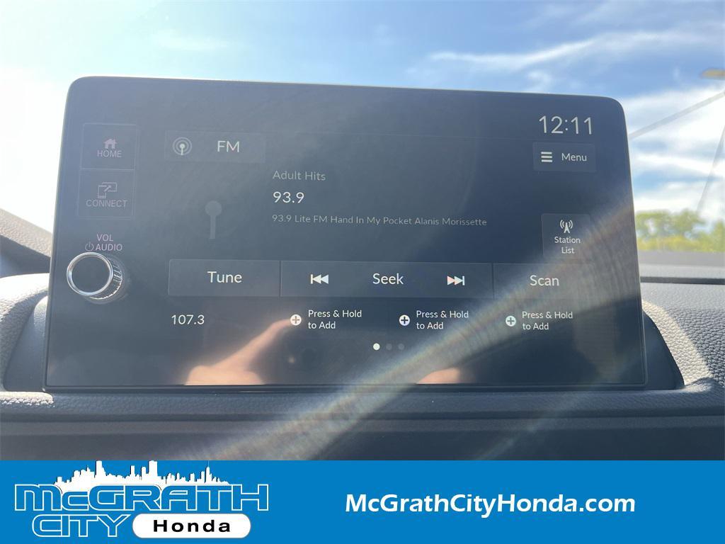 new 2026 Honda CR-V Hybrid car, priced at $39,583