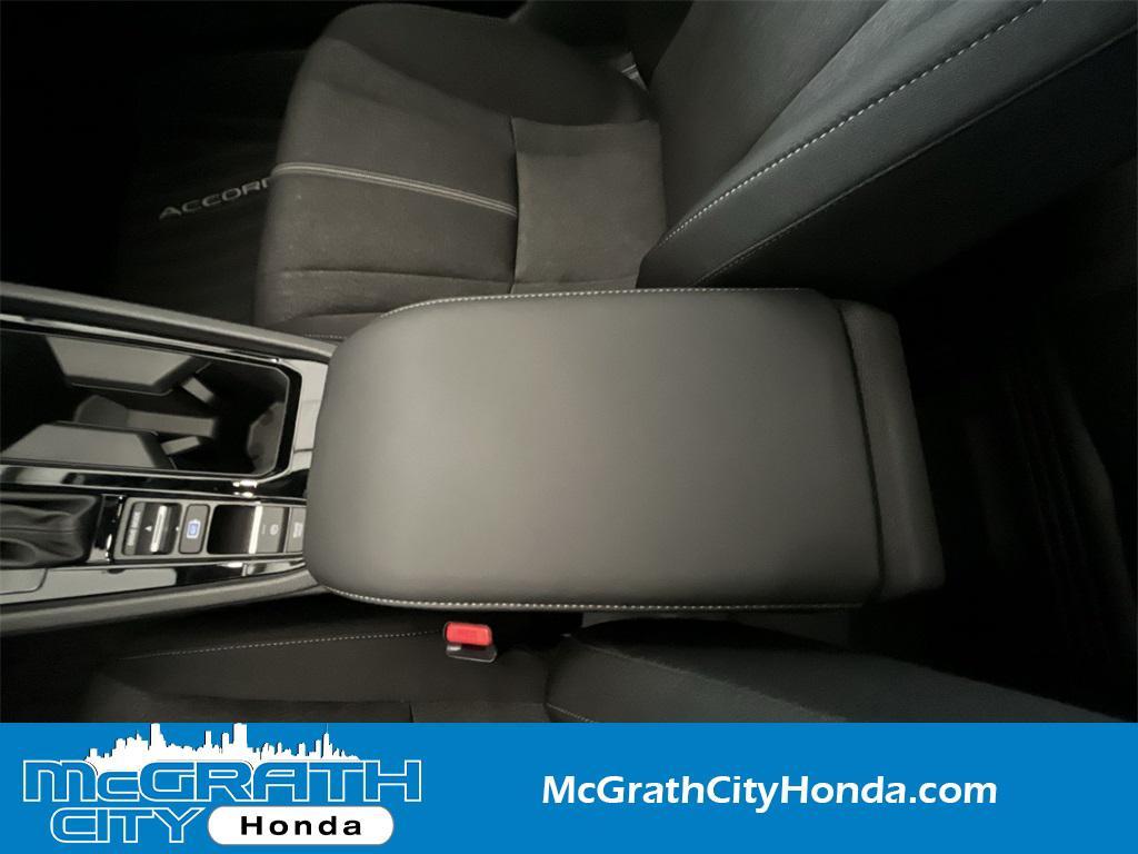 new 2025 Honda Accord Hybrid car, priced at $33,705