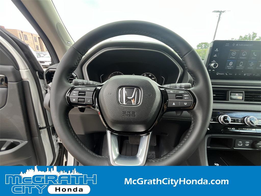 new 2025 Honda Pilot car, priced at $49,121