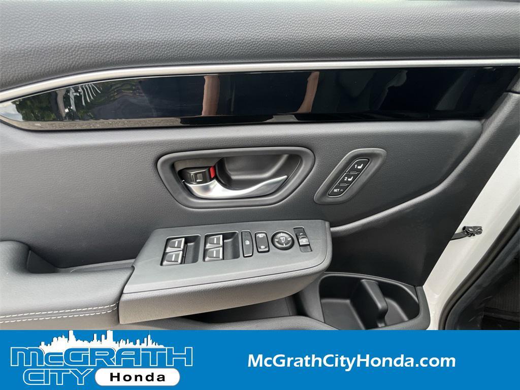 new 2025 Honda Pilot car, priced at $49,121