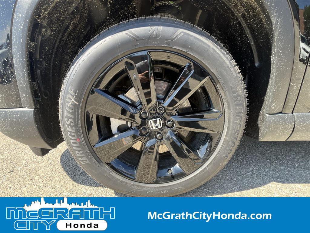 new 2025 Honda Pilot car, priced at $50,099