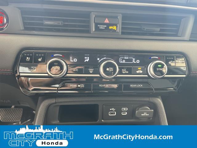 new 2025 Honda Pilot car, priced at $55,485