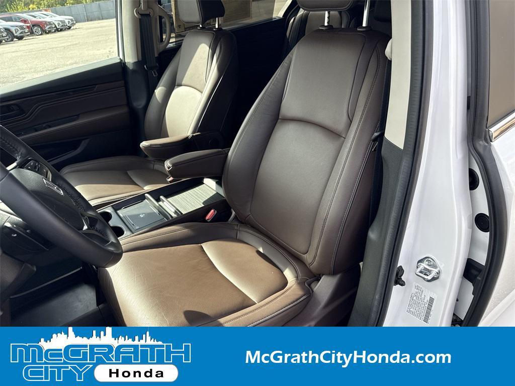 used 2025 Honda Odyssey car, priced at $42,405
