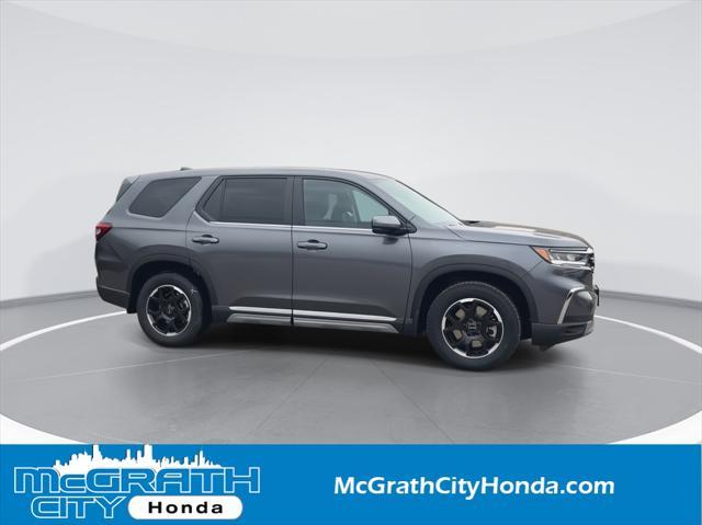 new 2025 Honda Pilot car, priced at $49,195