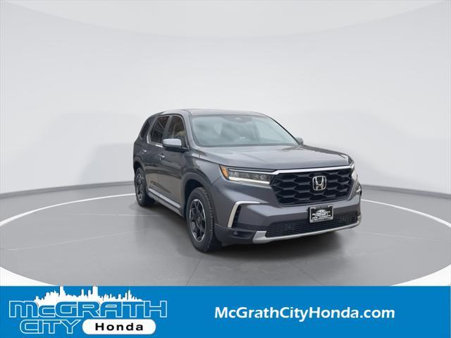 new 2025 Honda Pilot car, priced at $49,195