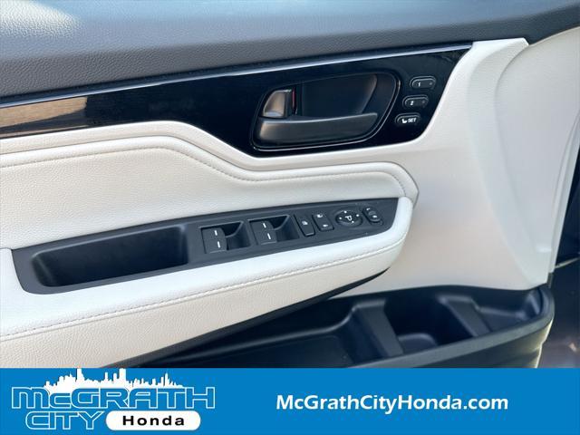 used 2025 Honda Odyssey car, priced at $44,399