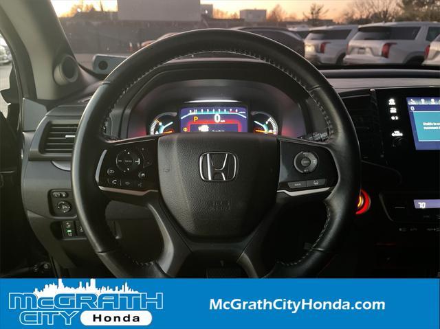 used 2022 Honda Pilot car, priced at $32,749