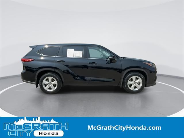 used 2020 Toyota Highlander car, priced at $26,649