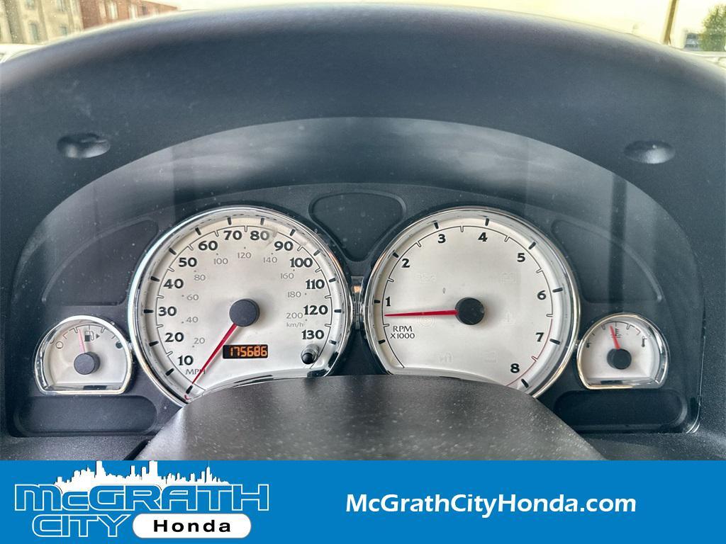 used 2005 Saturn Vue car, priced at $5,498