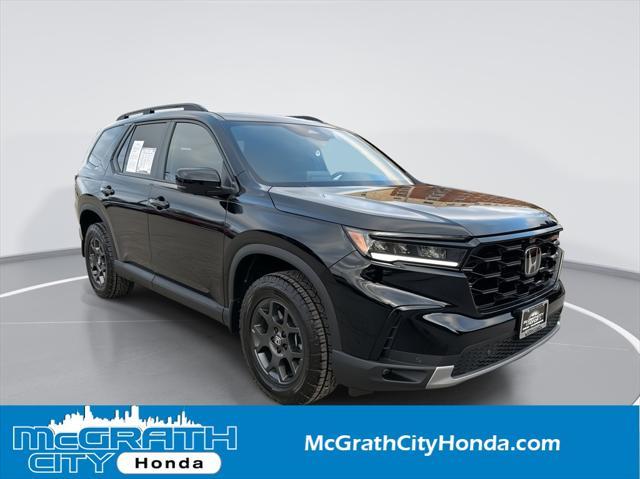 used 2025 Honda Pilot car, priced at $46,787