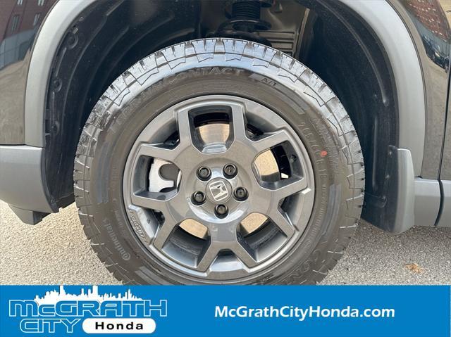 used 2025 Honda Pilot car, priced at $46,787