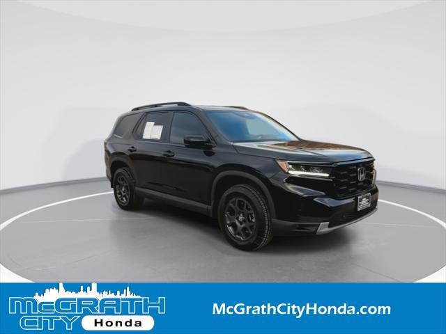 used 2025 Honda Pilot car, priced at $46,787