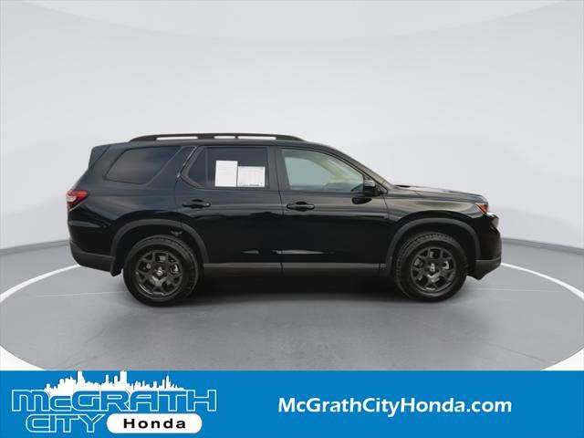 used 2025 Honda Pilot car, priced at $46,787