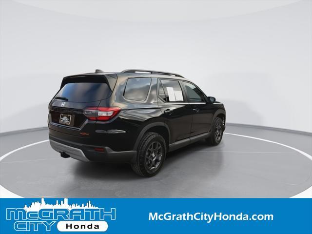 used 2025 Honda Pilot car, priced at $46,787