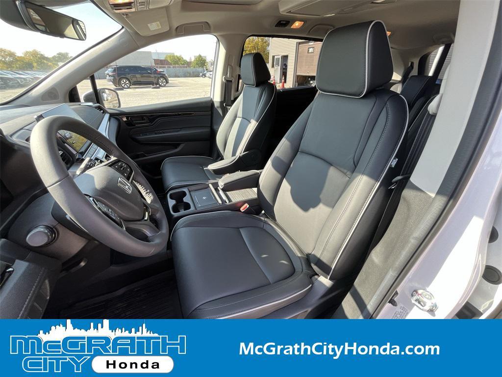 new 2025 Honda Odyssey car, priced at $45,175