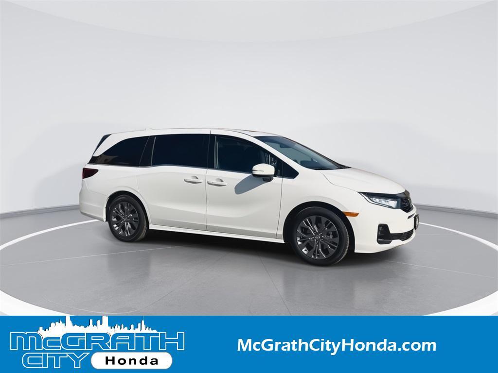 new 2025 Honda Odyssey car, priced at $45,175