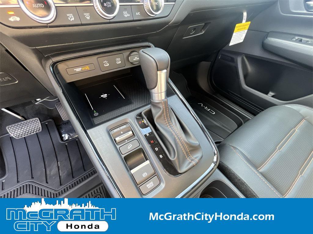 new 2026 Honda CR-V Hybrid car, priced at $40,015