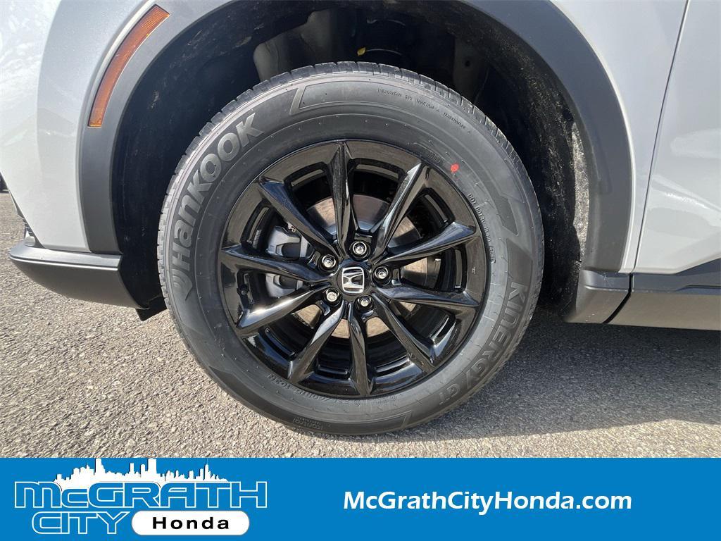 new 2026 Honda CR-V Hybrid car, priced at $40,015