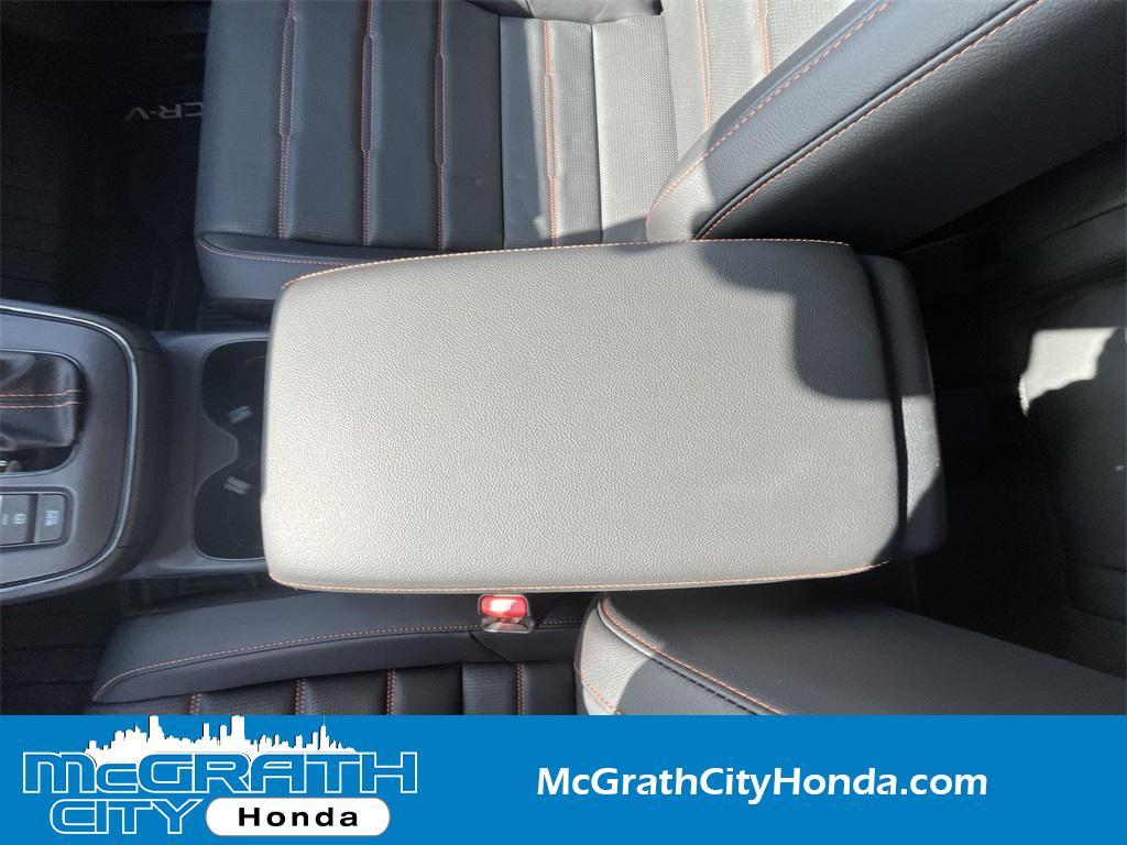 new 2026 Honda CR-V Hybrid car, priced at $40,015