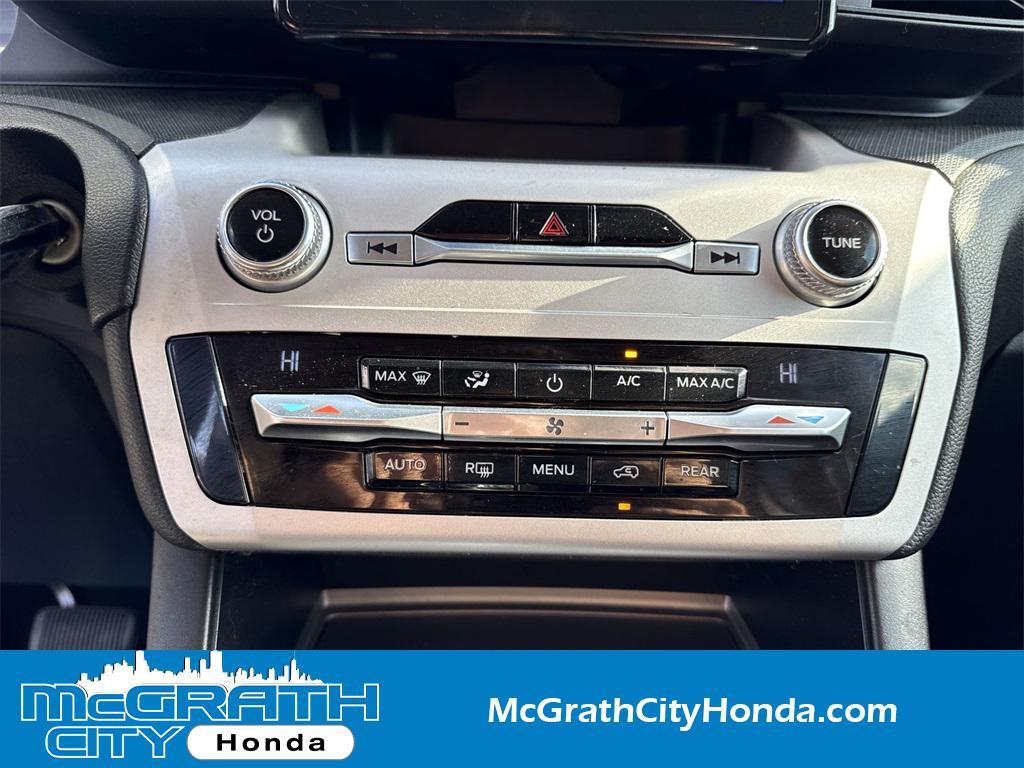 used 2021 Ford Explorer car, priced at $20,399