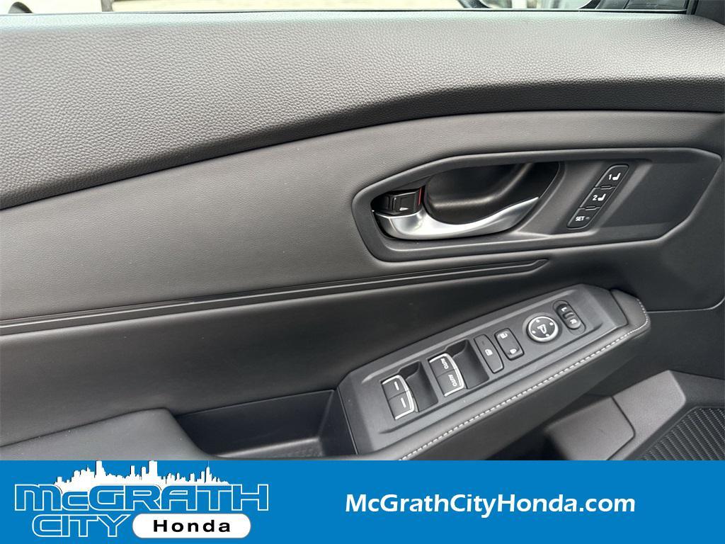 used 2025 Honda Accord Hybrid car, priced at $32,199