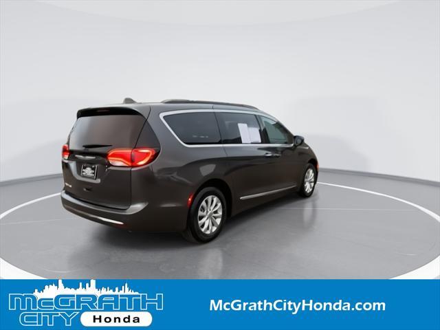 used 2017 Chrysler Pacifica car, priced at $17,799