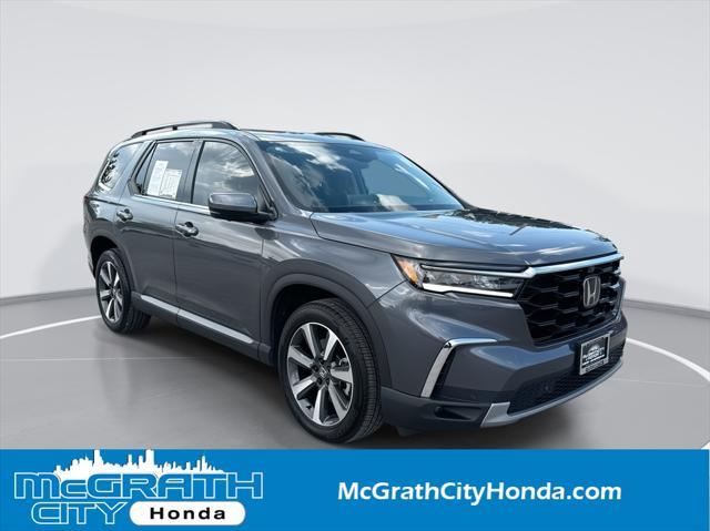 used 2025 Honda Pilot car, priced at $50,799