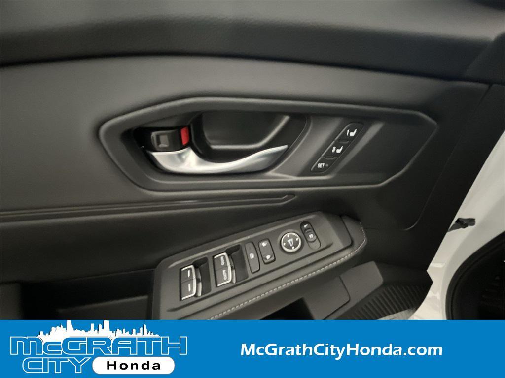 new 2025 Honda Accord Hybrid car, priced at $35,162