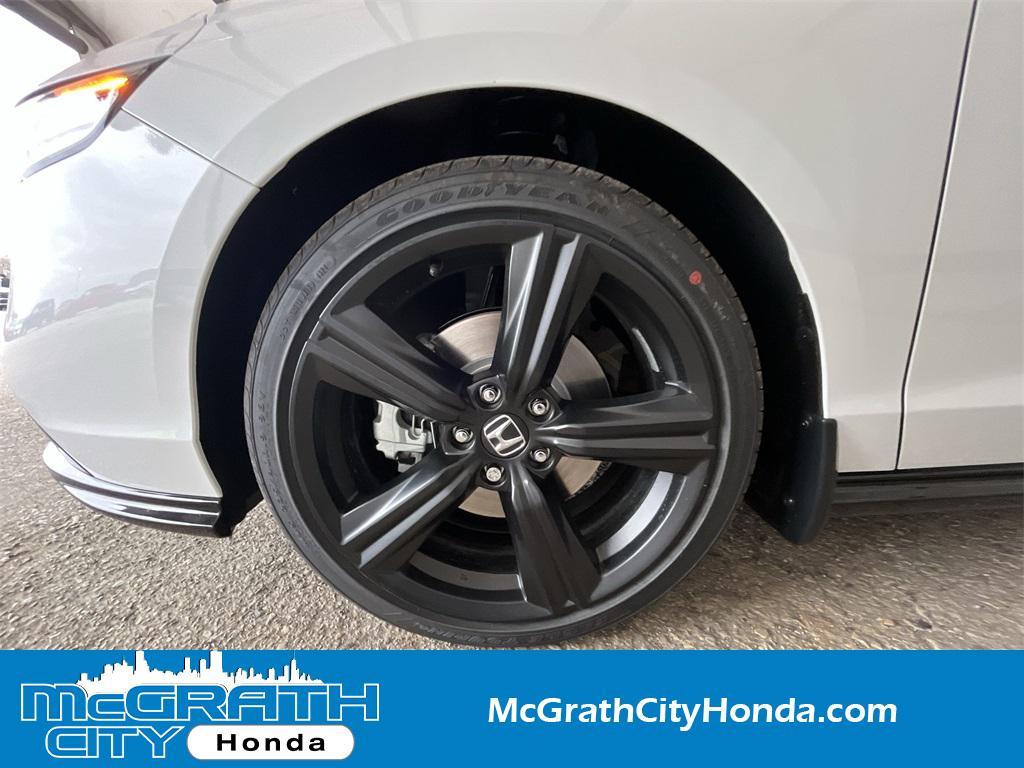 new 2025 Honda Accord Hybrid car, priced at $35,162