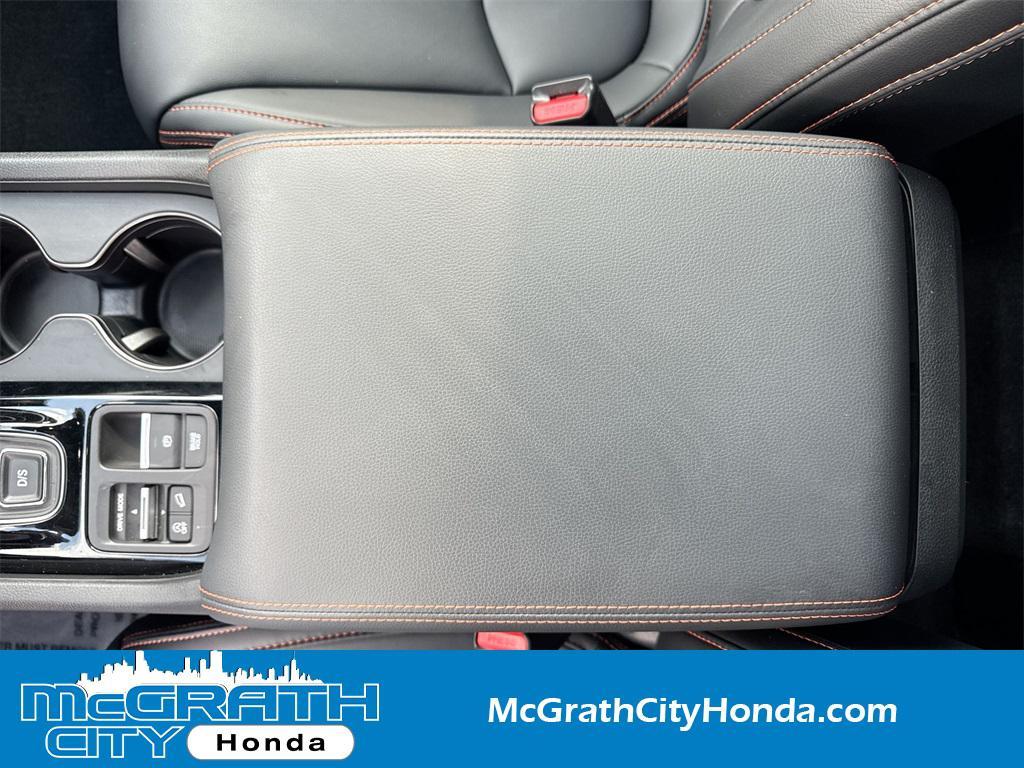 used 2025 Honda Pilot car, priced at $45,499